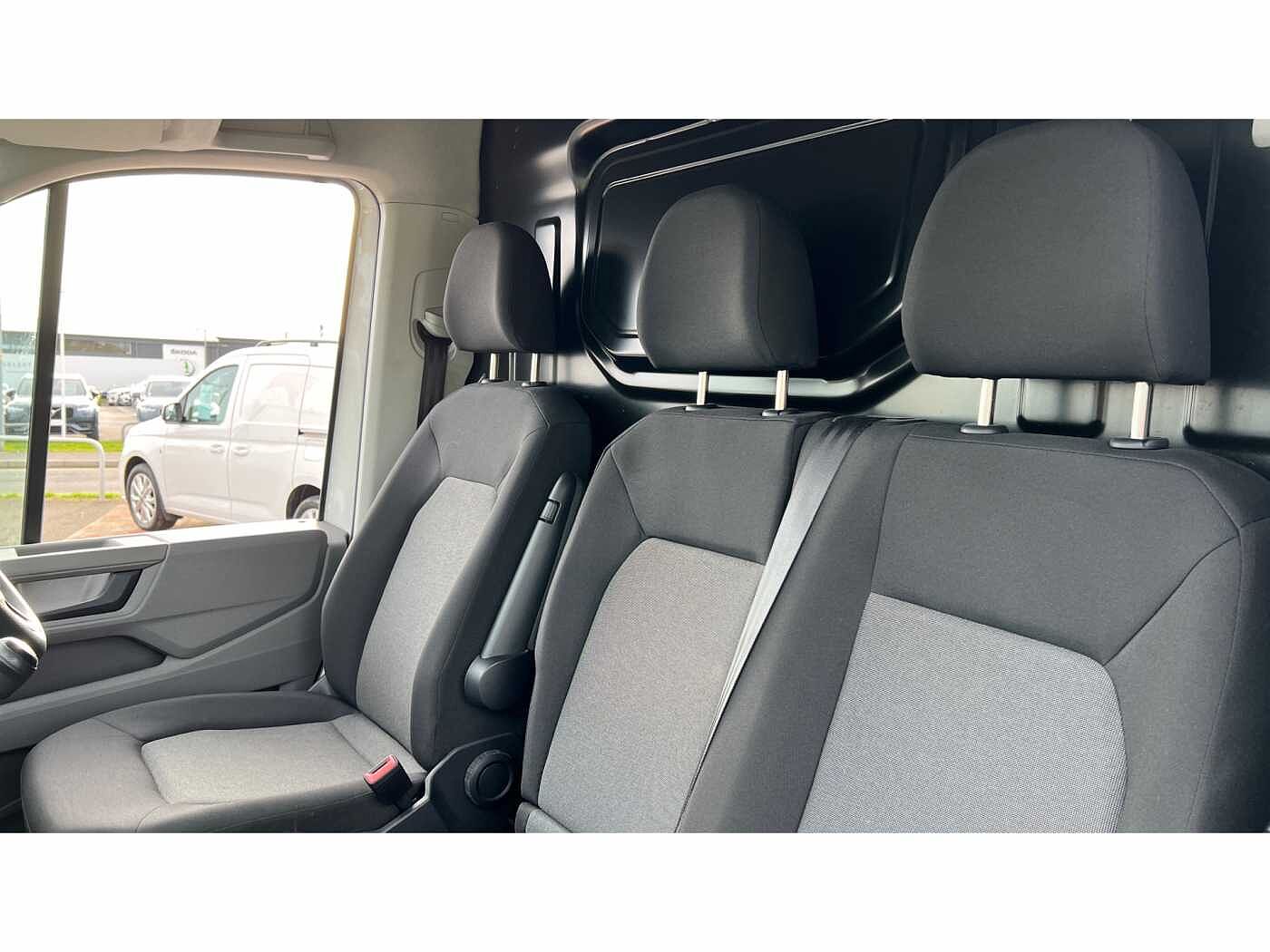 Volkswagen Crafter CR35 Trendline P/Van LWB 140 PS 2.0 TDI Manual FWD