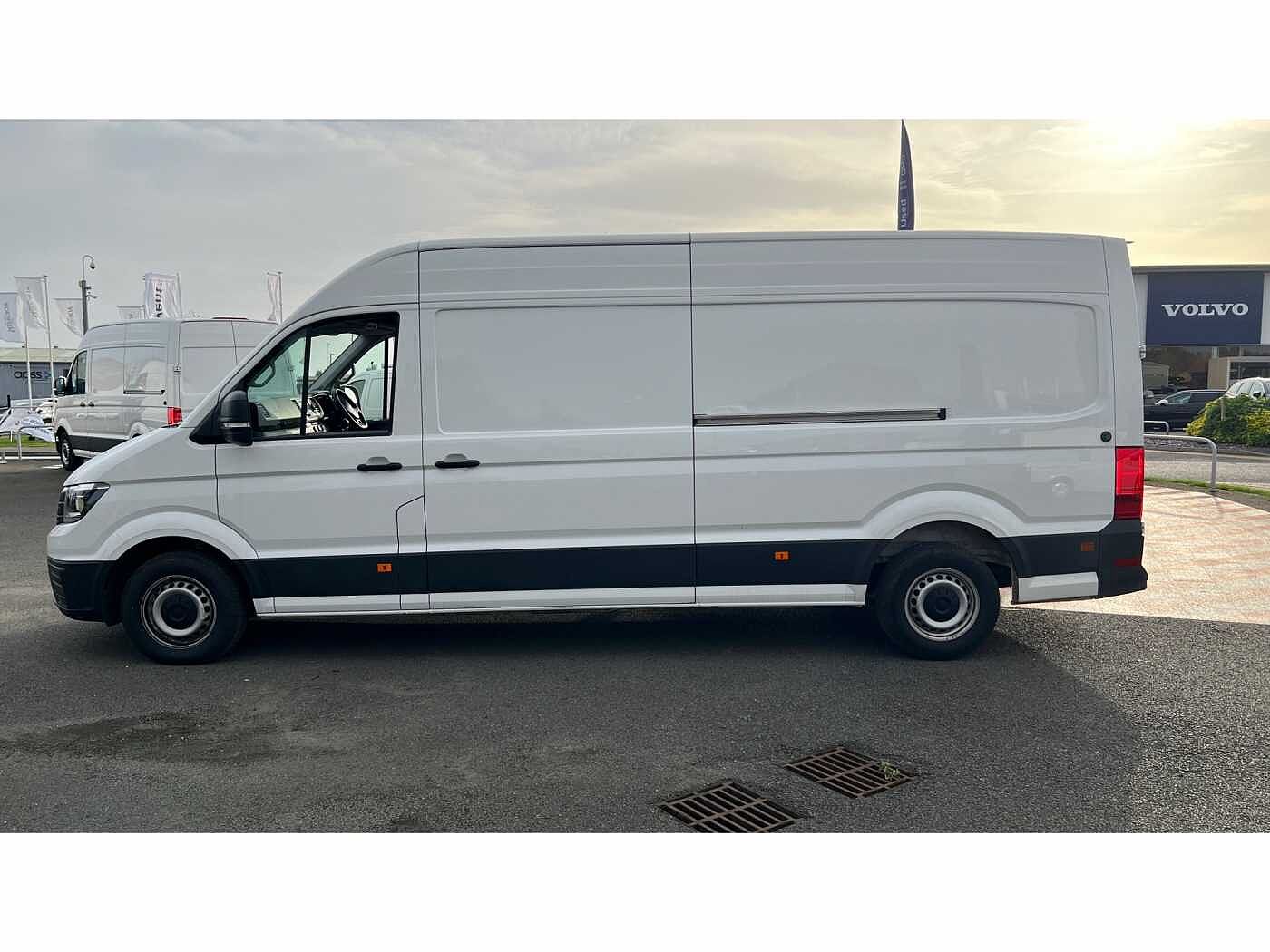 Volkswagen Crafter CR35 Trendline P/Van LWB 140 PS 2.0 TDI Manual FWD