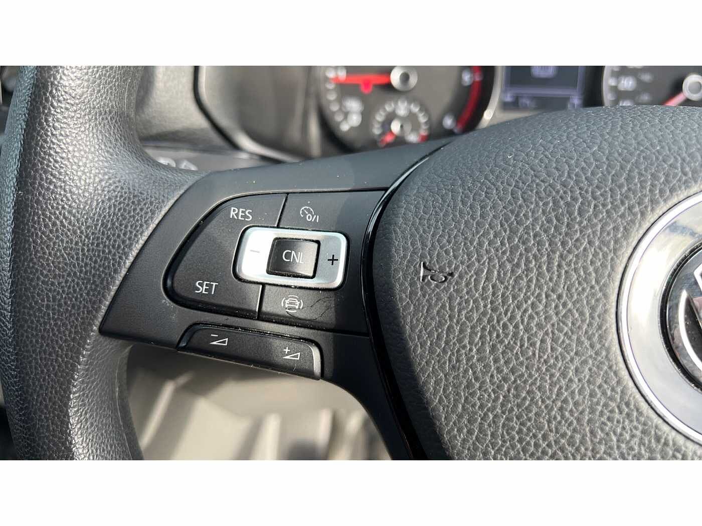 Volkswagen Crafter CR35 Trendline P/Van LWB 140 PS 2.0 TDI Manual FWD