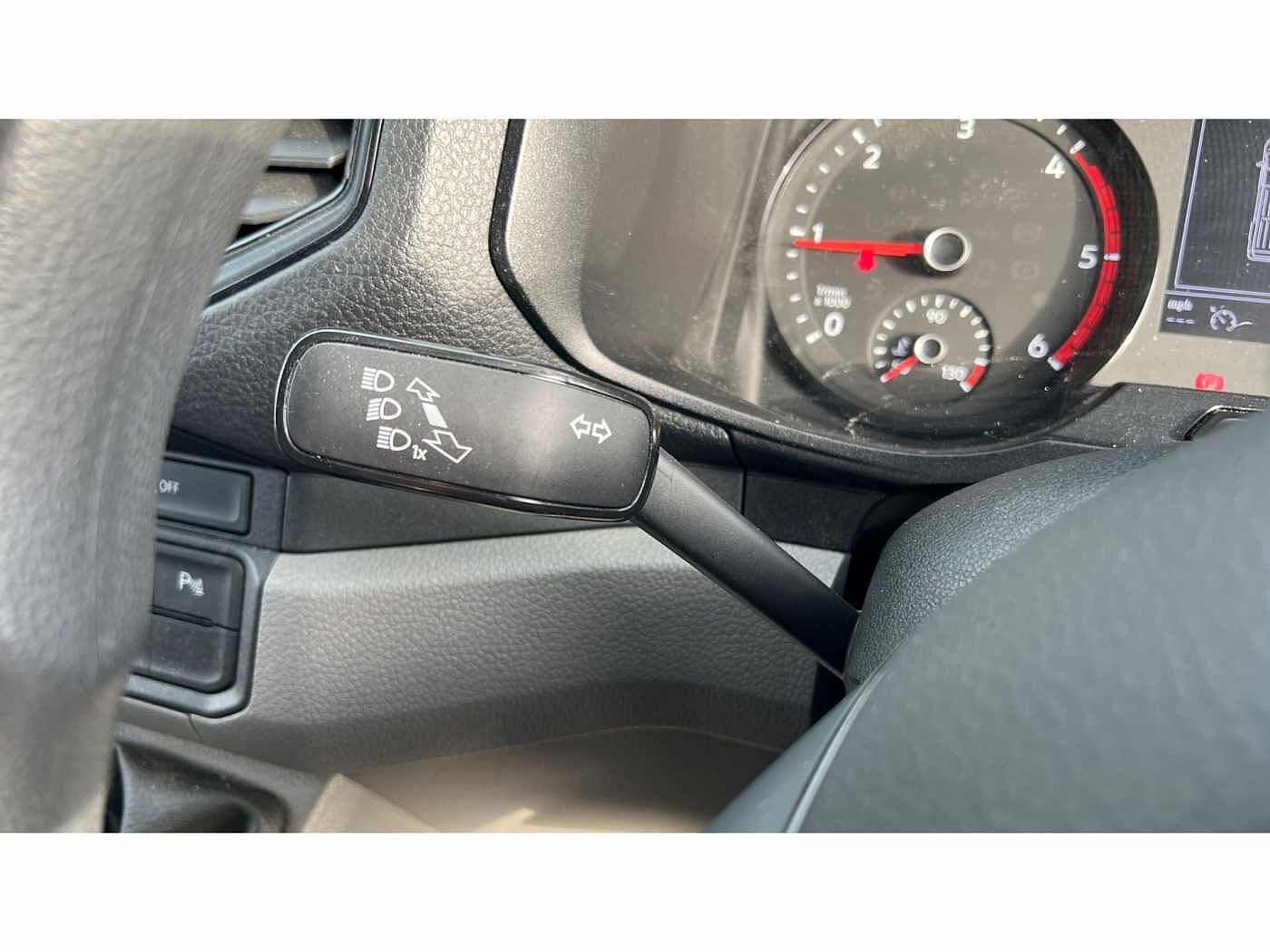 Volkswagen Crafter CR35 Trendline P/Van LWB 140 PS 2.0 TDI Manual FWD