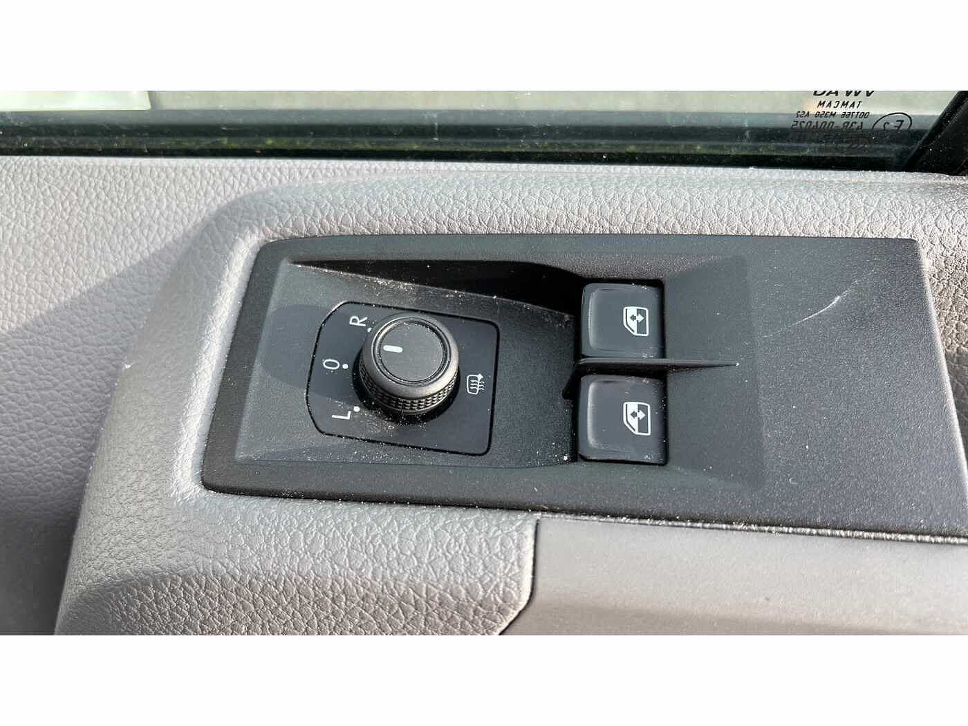 Volkswagen Crafter CR35 Trendline P/Van LWB 140 PS 2.0 TDI Manual FWD