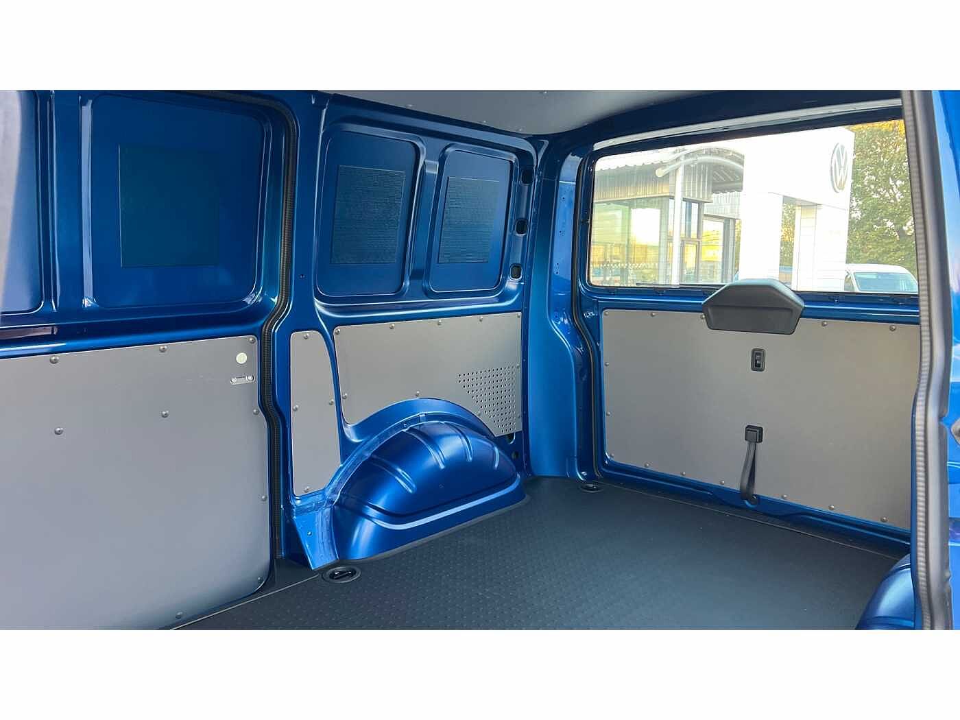 Volkswagen Transporter T32 2.0 Highline SWB TDi 204PS DSG P/Van