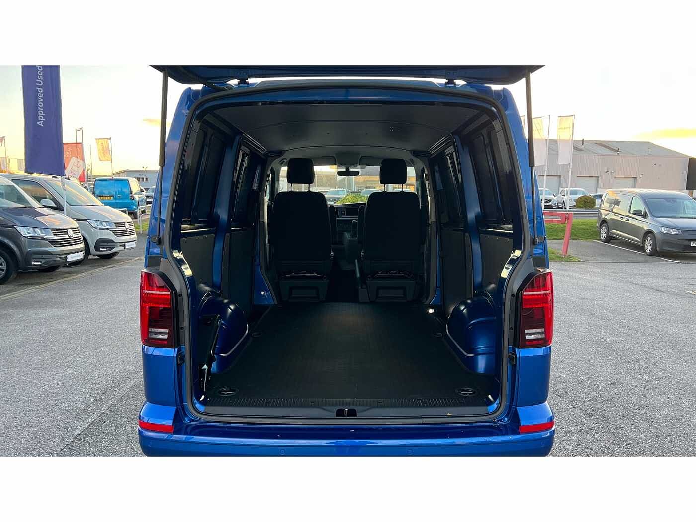 Volkswagen Transporter T32 2.0 Highline SWB TDi 204PS DSG P/Van
