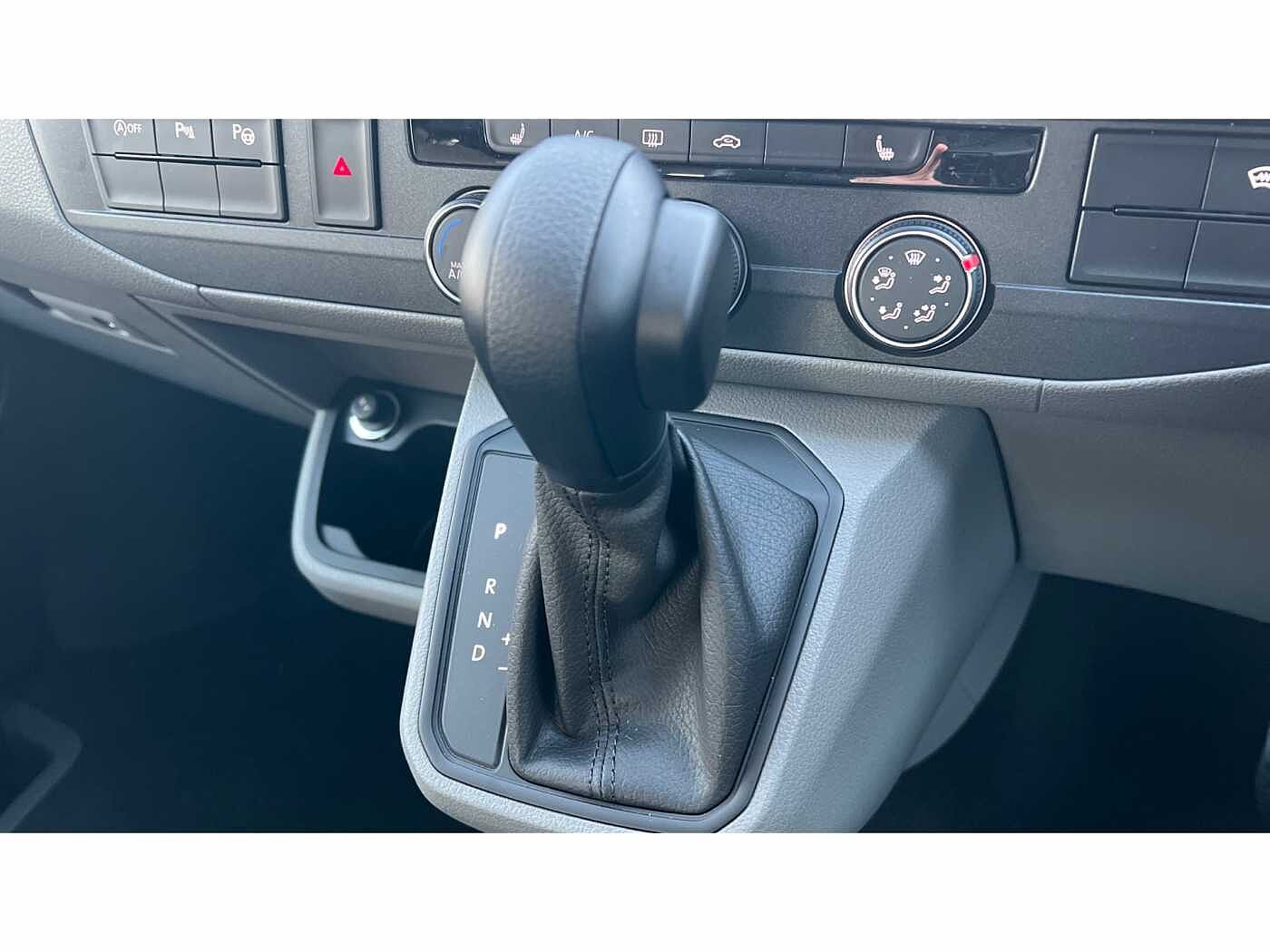 Volkswagen Transporter T32 2.0 Highline SWB TDi 204PS DSG P/Van