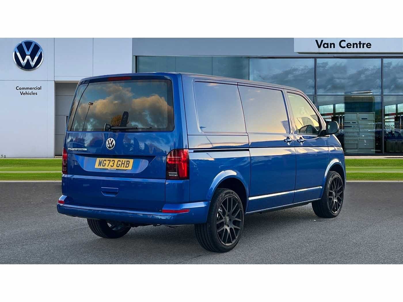 Volkswagen Transporter T32 2.0 Highline SWB TDi 204PS DSG P/Van