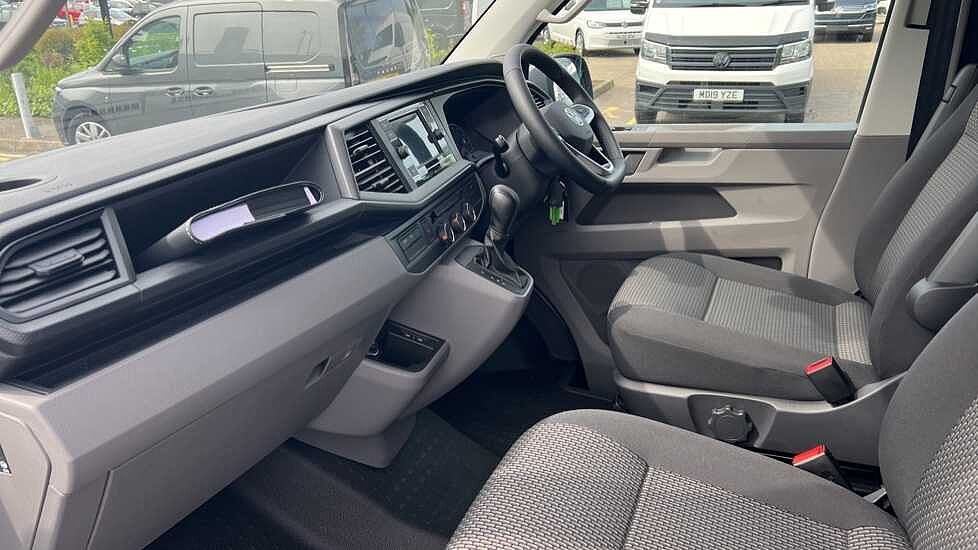 Volkswagen Transporter T30 Panel van Highline SWB 150 PS 2.0 TDI 7sp DSG