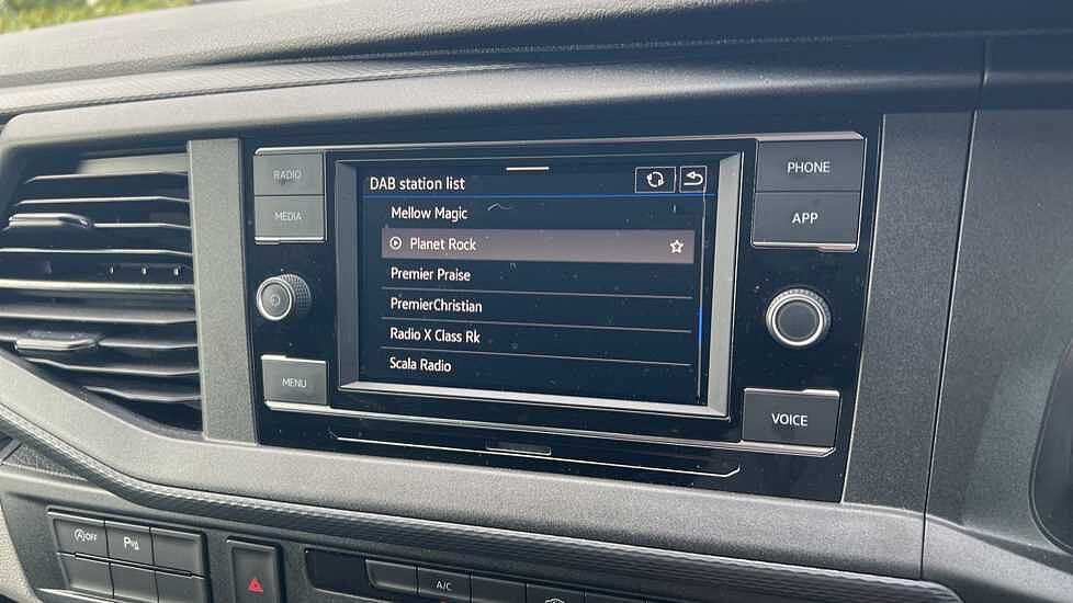 Volkswagen Transporter T30 Panel van Highline SWB 150 PS 2.0 TDI 7sp DSG