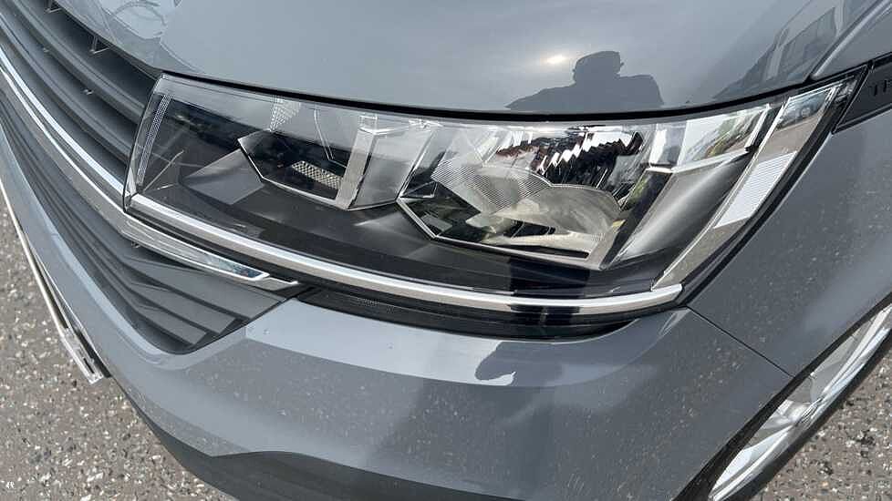 Volkswagen Transporter T30 Panel van Highline SWB 150 PS 2.0 TDI 7sp DSG