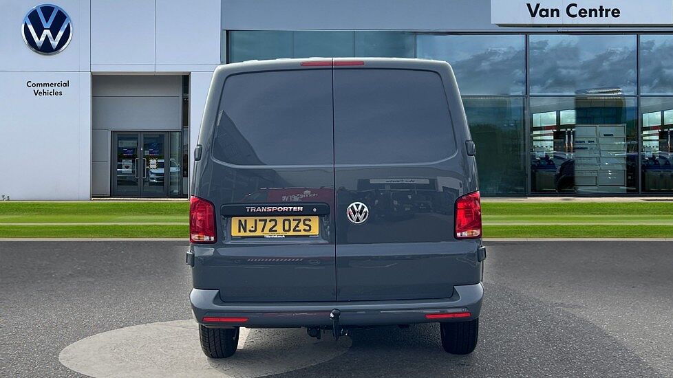 Volkswagen Transporter T30 Panel van Highline SWB 150 PS 2.0 TDI 7sp DSG