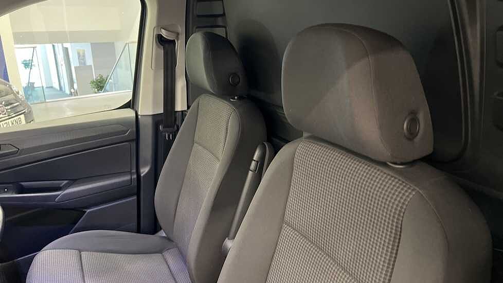 Volkswagen Caddy C20 Cargo Commerce Pro SWB 122 PS 2.0 TDI 6sp Manual