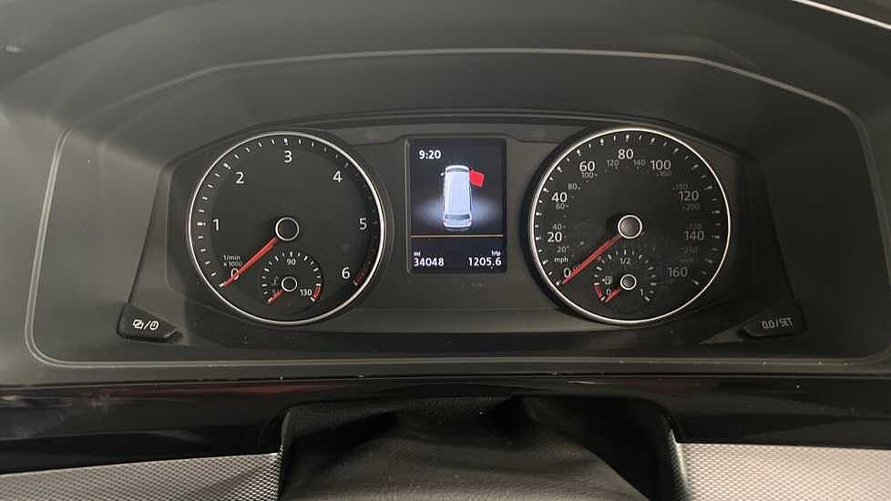 Volkswagen Caravelle Executive SWB 199 PS 2.0 TDI BMT 7sp DSG