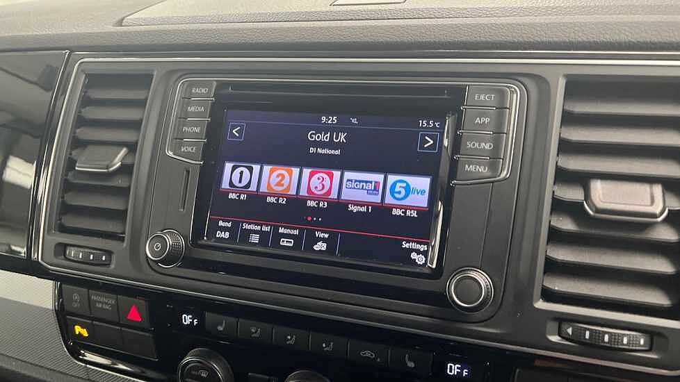 Volkswagen Caravelle Executive SWB 199 PS 2.0 TDI BMT 7sp DSG