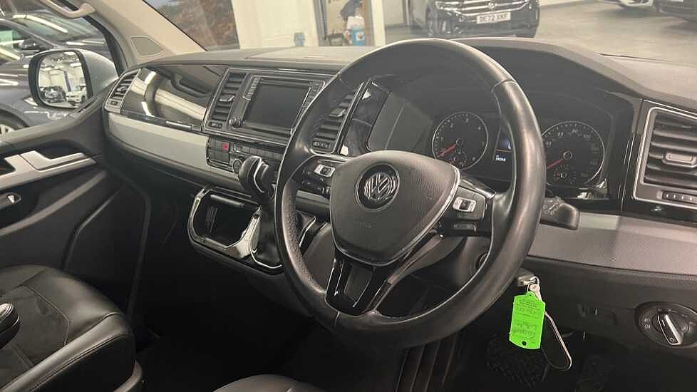 Volkswagen Caravelle Executive SWB 199 PS 2.0 TDI BMT 7sp DSG