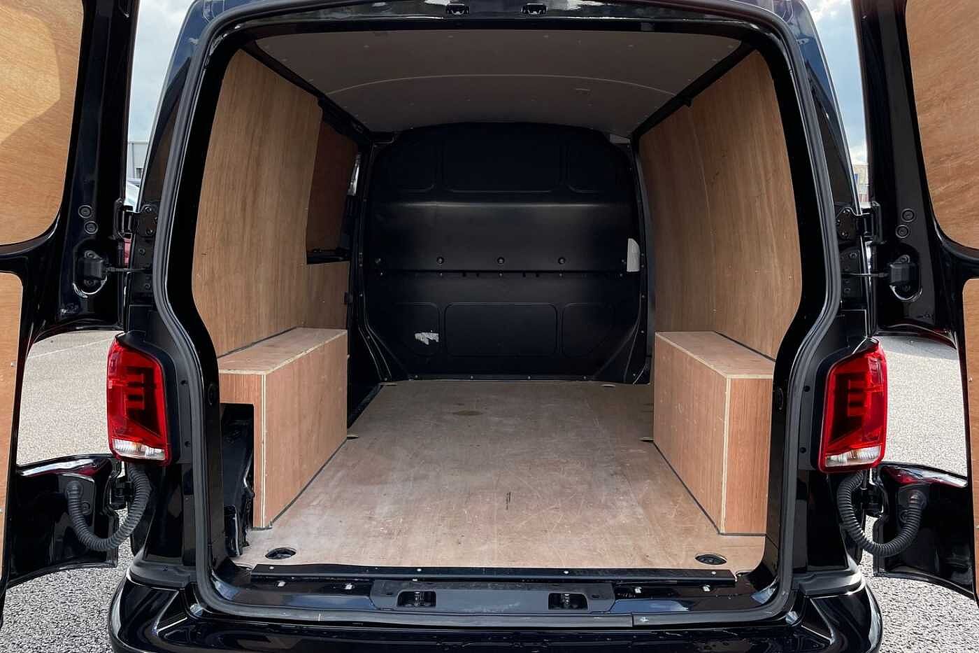 Volkswagen Transporter 2.0TDI (150PS)Eu6 T30 Highline SWB PV