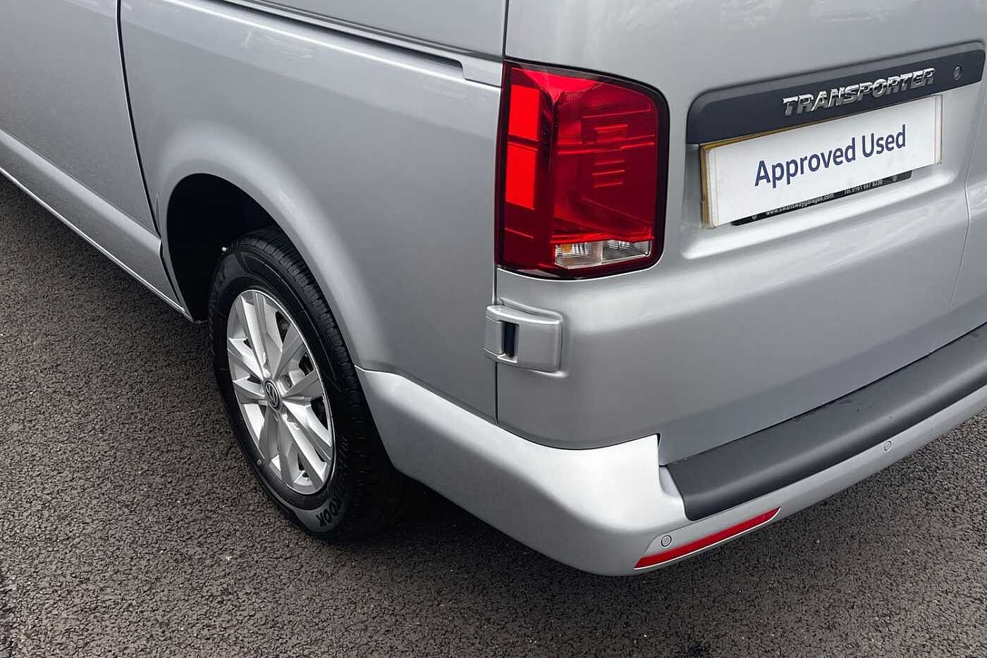 Volkswagen Transporter 2.0TDI (150PS)Eu6 T30 Highline SWB PV