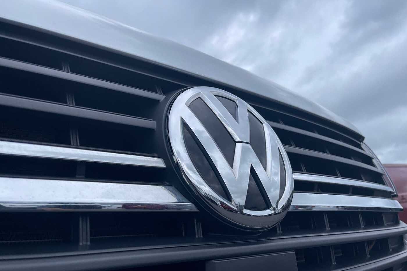 Volkswagen Transporter 2.0TDI (150PS)Eu6 T30 Highline SWB PV