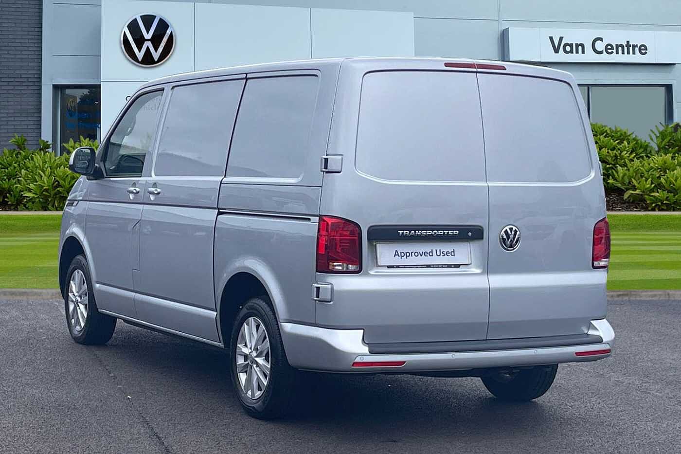Volkswagen Transporter 2.0TDI (150PS)Eu6 T30 Highline SWB PV
