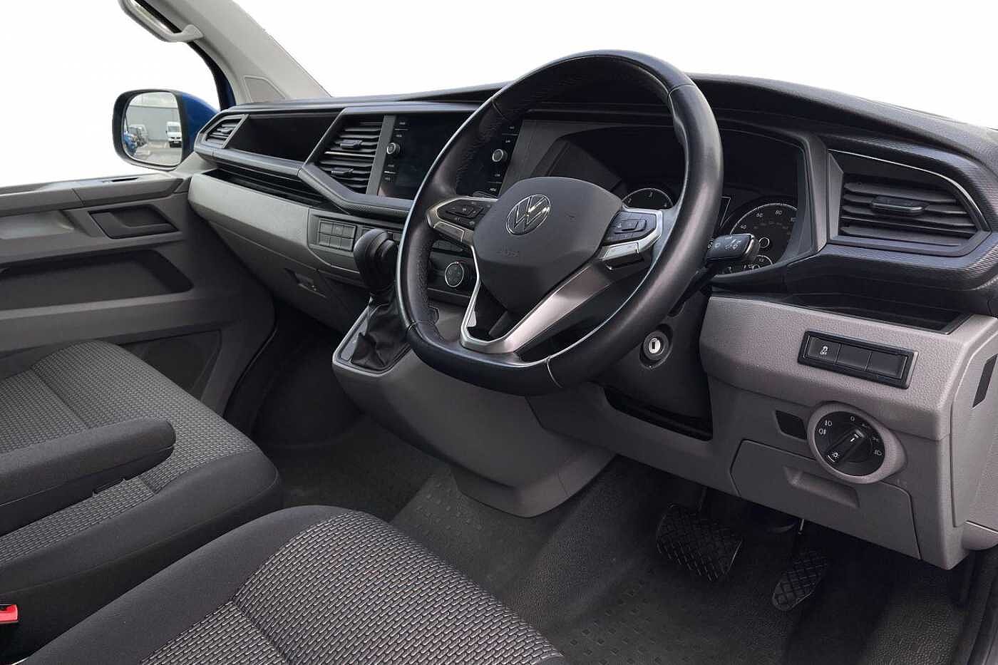 Volkswagen Transporter 2.0TDI 150ps T28 Highline BMT SWB PV DSG
