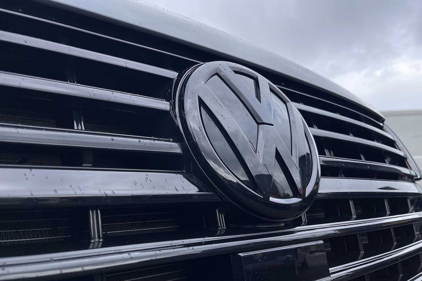 Volkswagen Transporter PV 2.0BiTDI 204ps T32 Highline SWB DSG