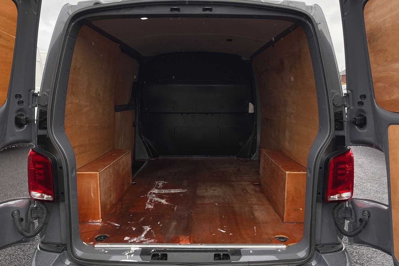 Volkswagen Transporter 2.0TDI 150ps T28 Highline BMT SWB PV