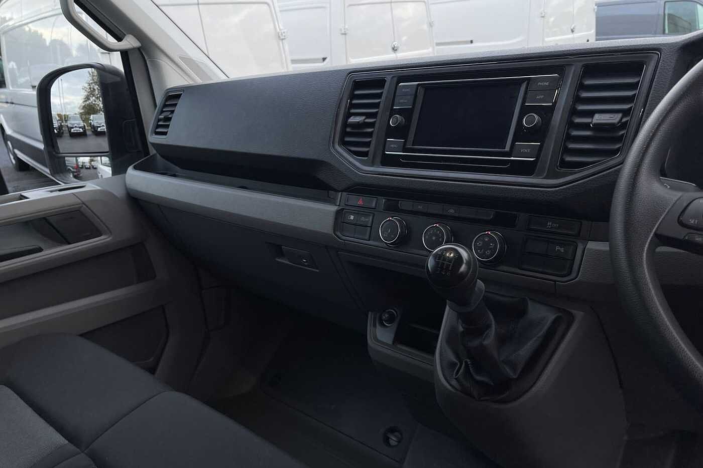 Volkswagen Crafter Cr35 Mwb Diesel Fwd 2.0 TDI 140PS Trendline High Roof Van