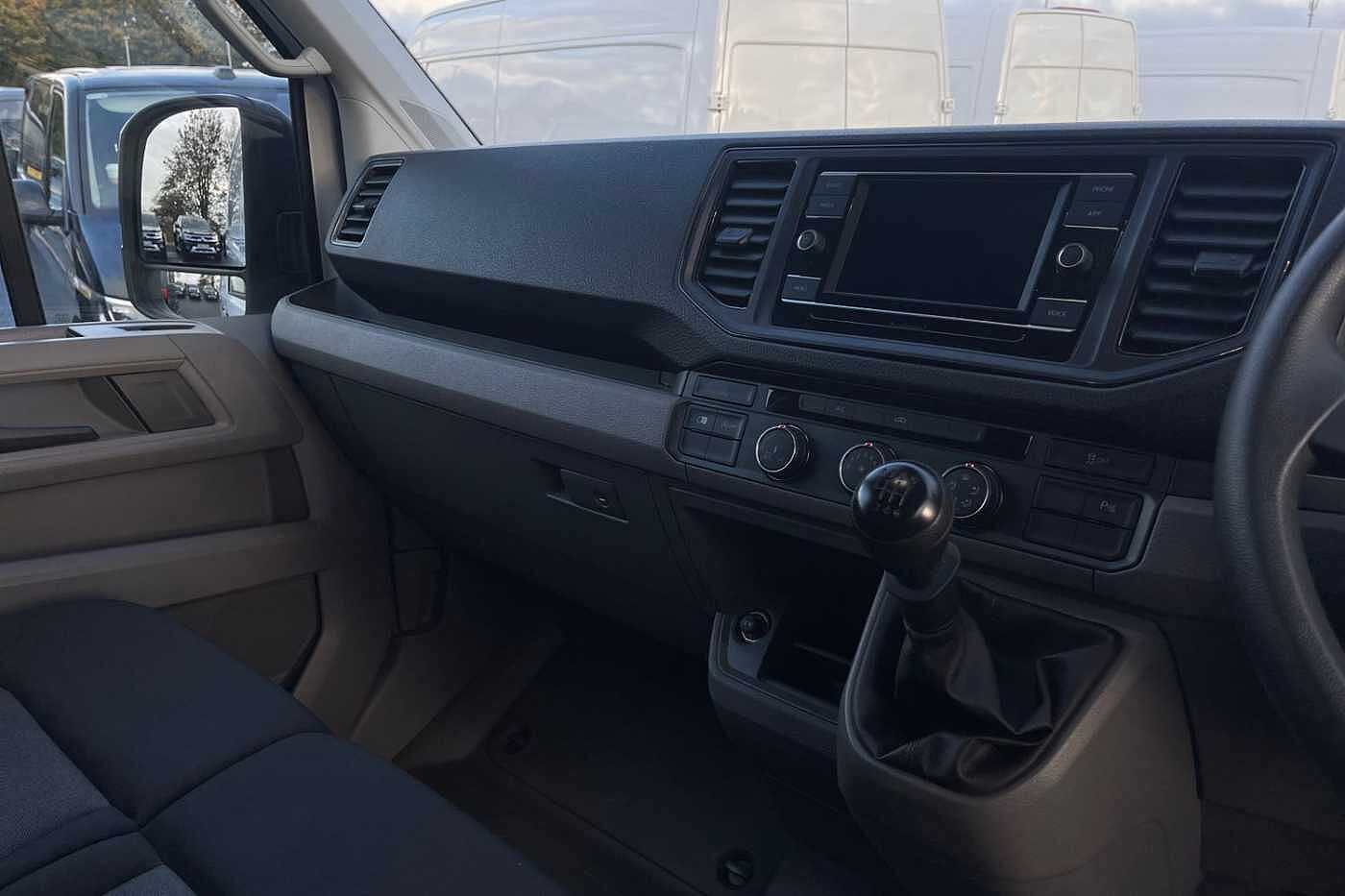 Volkswagen Crafter Cr35 Mwb Diesel Fwd 2.0 TDI 140PS Trendline High Roof Van