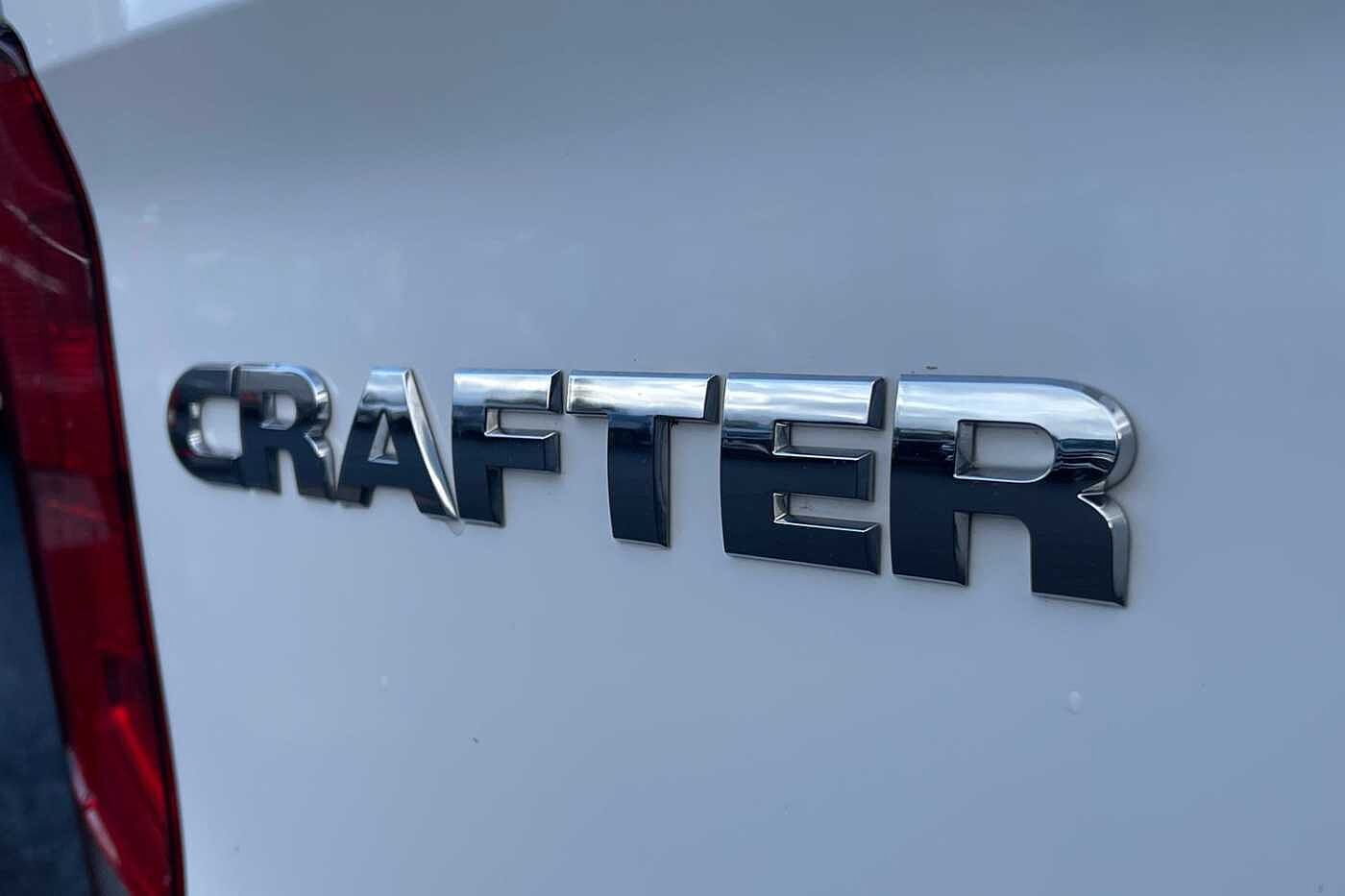 Volkswagen Crafter Cr35 Mwb Diesel Fwd 2.0 TDI 140PS Trendline High Roof Van