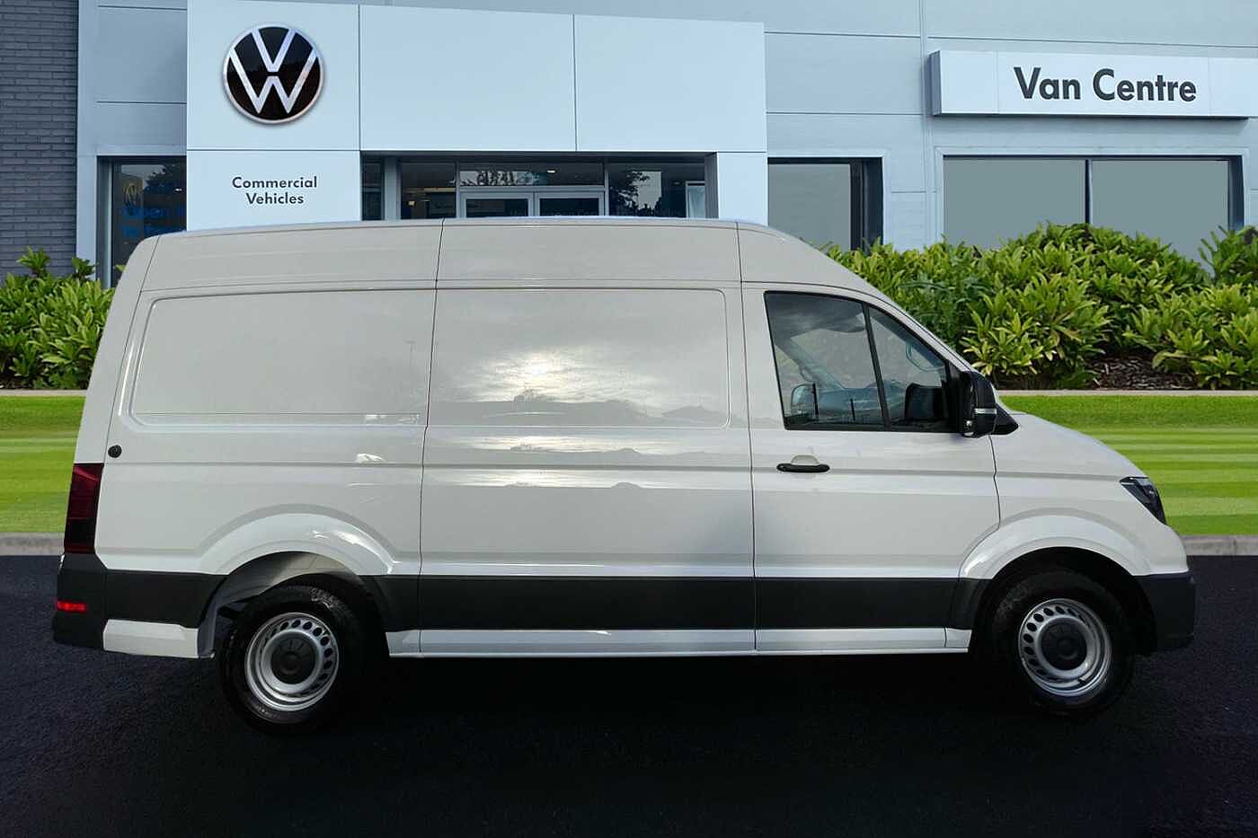 Volkswagen Crafter Cr35 Mwb Diesel Fwd 2.0 TDI 140PS Trendline High Roof Van