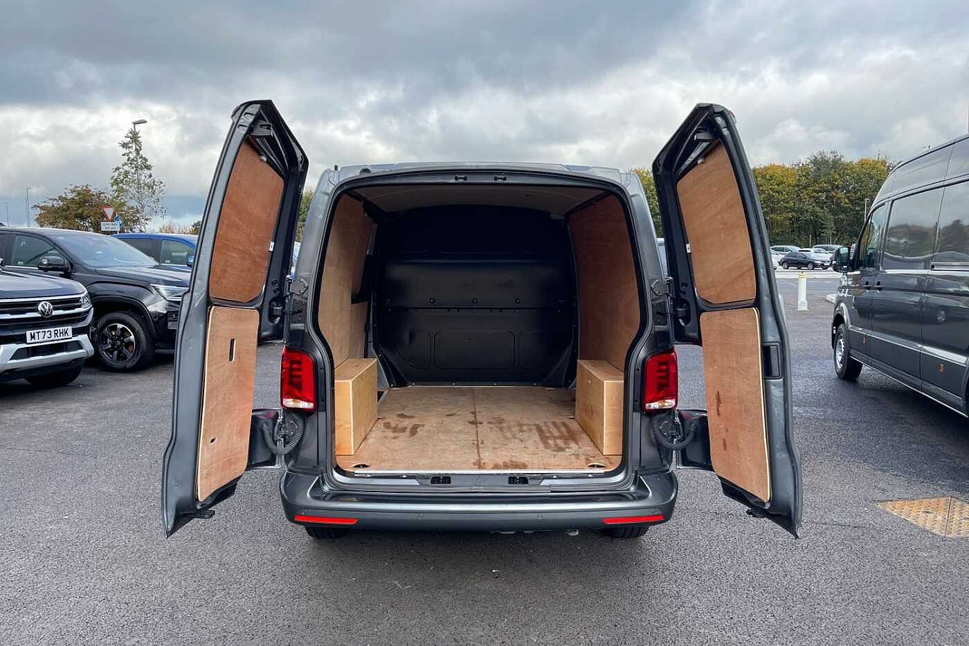 Volkswagen Transporter T28 Swb Diesel 2.0 TDI 110 Highline Van