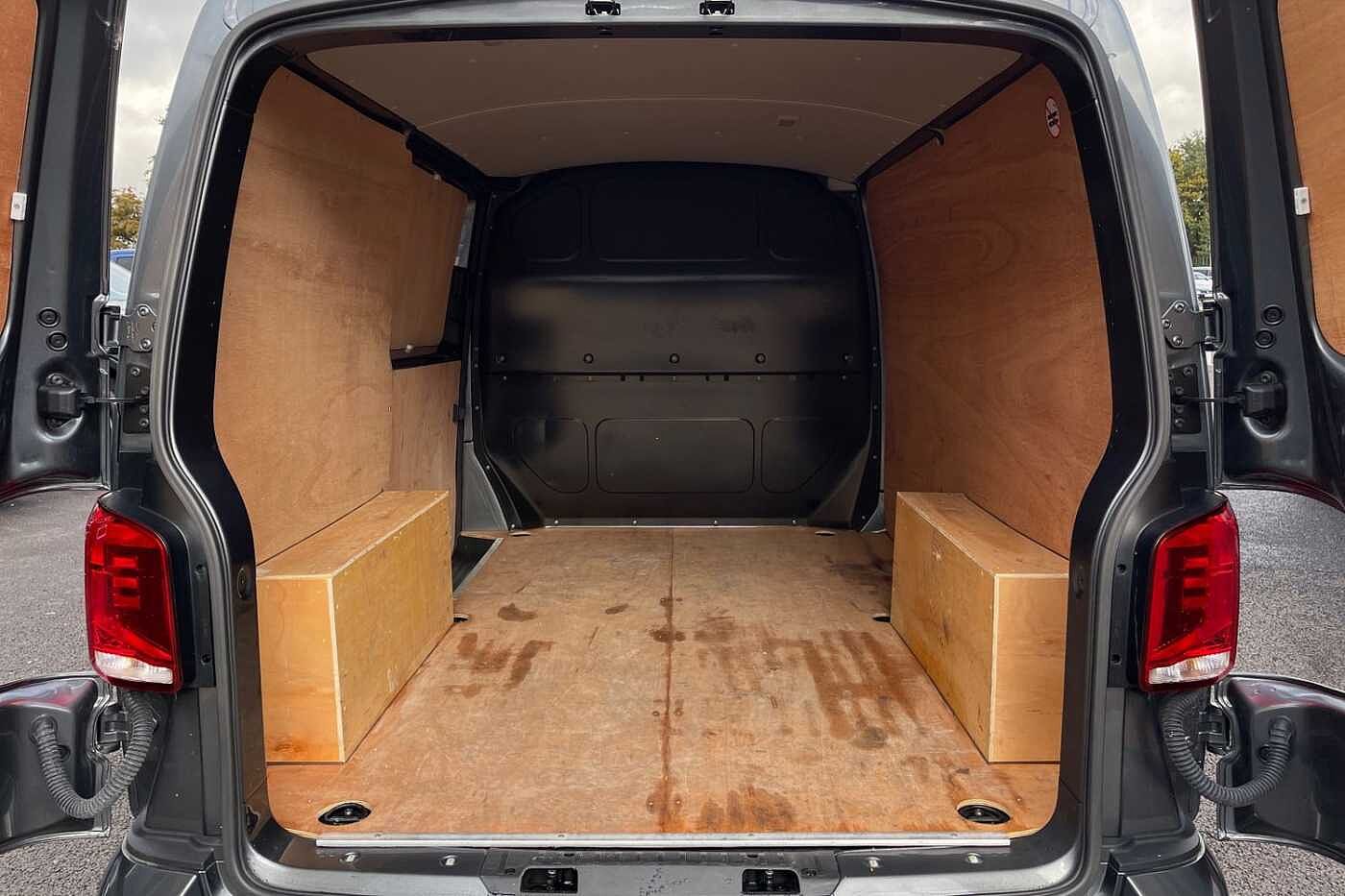 Volkswagen Transporter T28 Swb Diesel 2.0 TDI 110 Highline Van