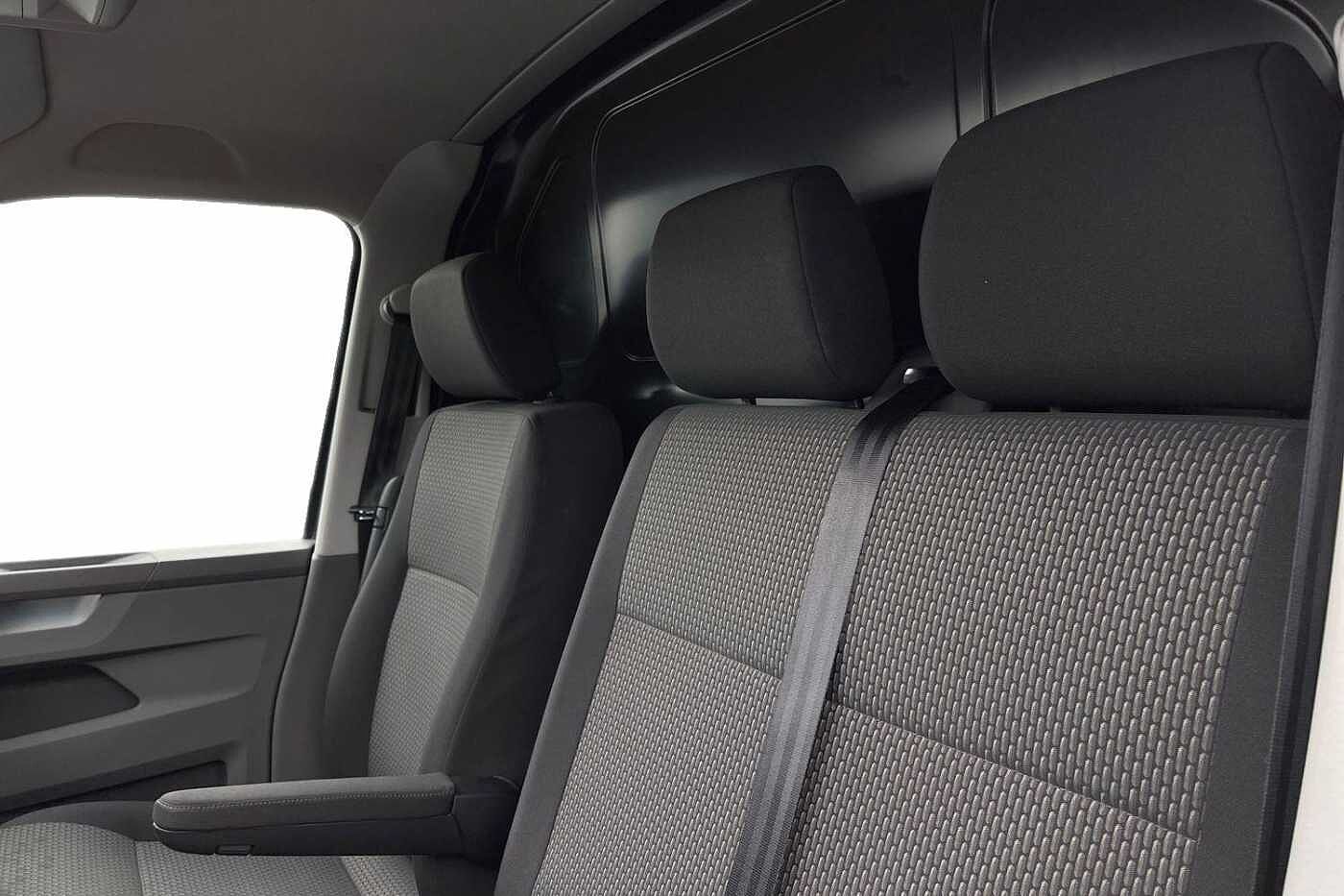 Volkswagen Transporter PV 2.0TDI 110ps T30 Highline BMT LWB