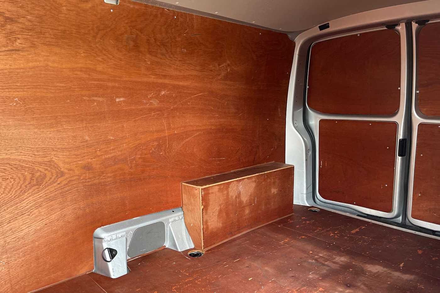 Volkswagen Transporter PV 2.0TDI 110ps T30 Highline BMT LWB