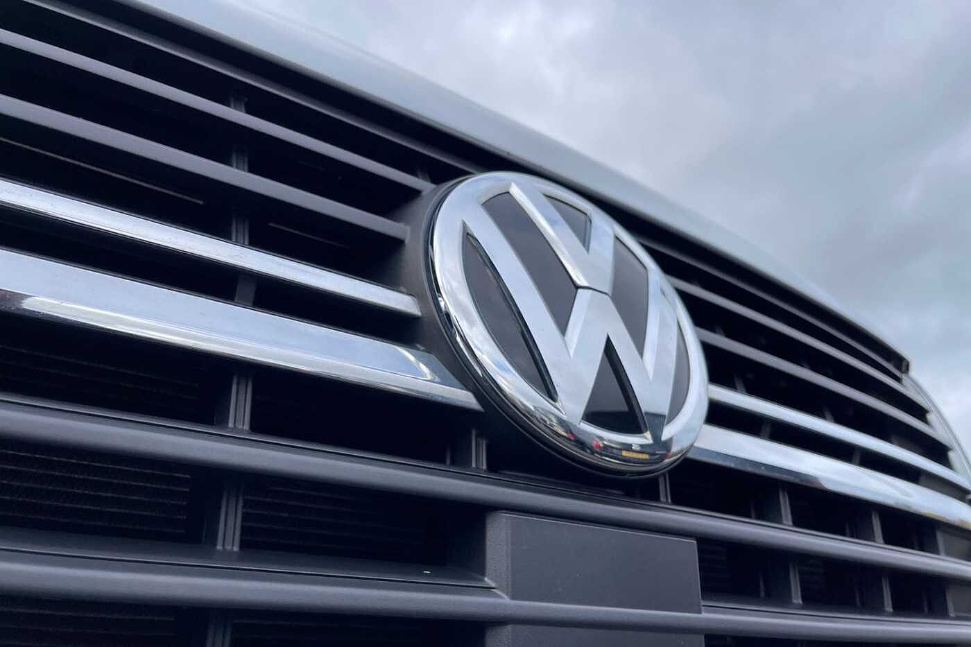 Volkswagen Transporter PV 2.0TDI 110ps T30 Highline BMT LWB