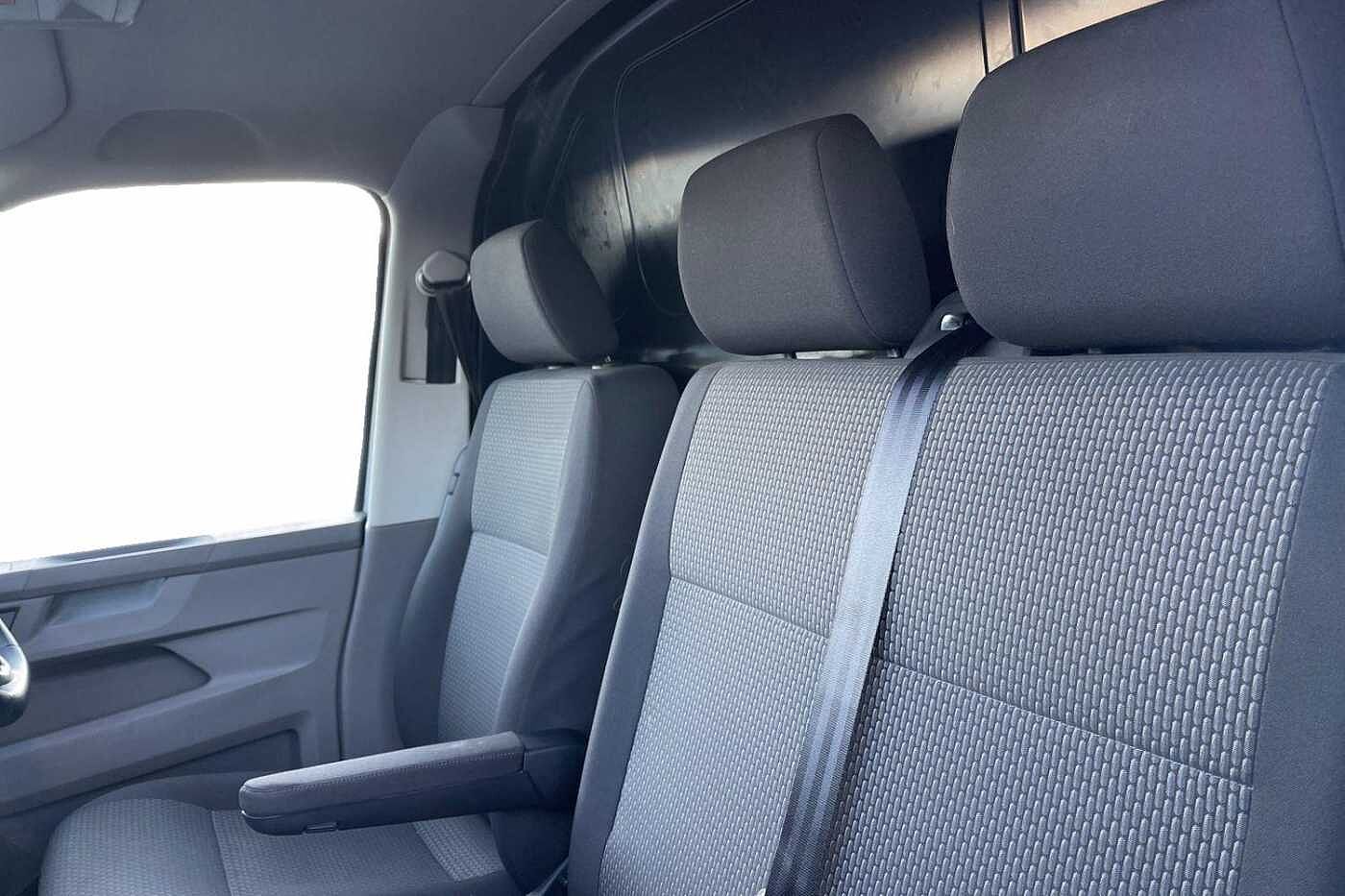 Volkswagen Transporter 2.0TDI 110ps T28 Highline BMT SWB PV