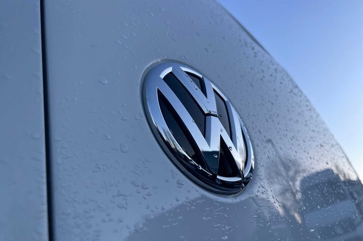 Volkswagen Transporter 2.0TDI 110ps T28 Highline BMT SWB PV