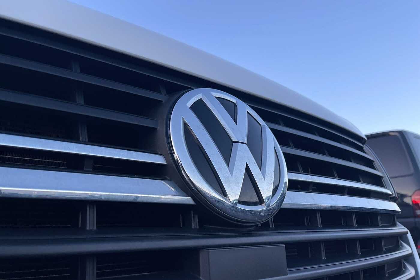 Volkswagen Transporter 2.0TDI 110ps T28 Highline BMT SWB PV