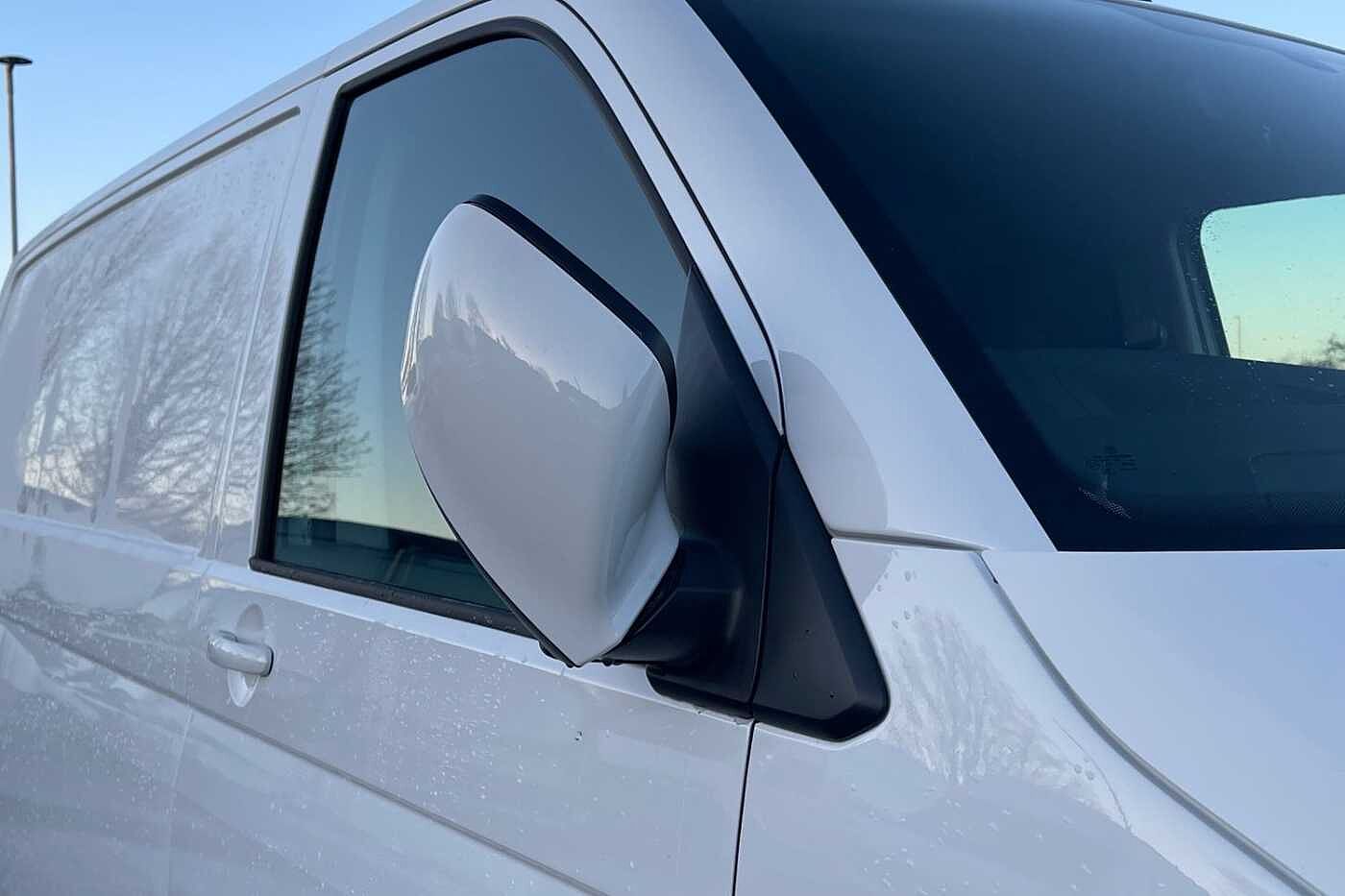 Volkswagen Transporter 2.0TDI 110ps T28 Highline BMT SWB PV