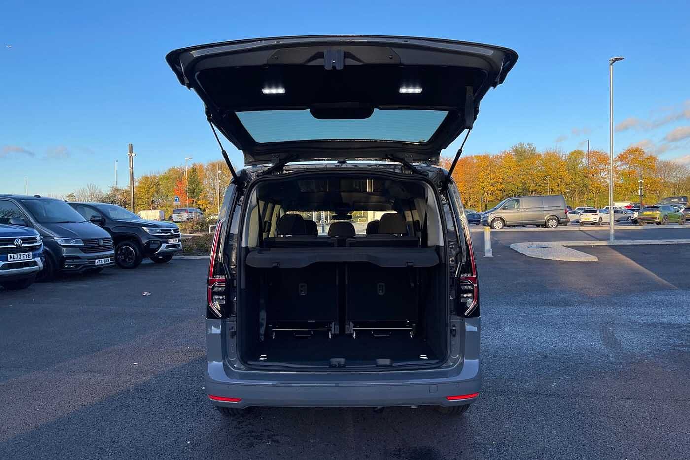 Volkswagen Caddy Life Maxi 122 PS 2.0 TDI 7sp DSG Caddy Life Maxi 122 PS 2.0 TDI 7sp DSG INC VAT