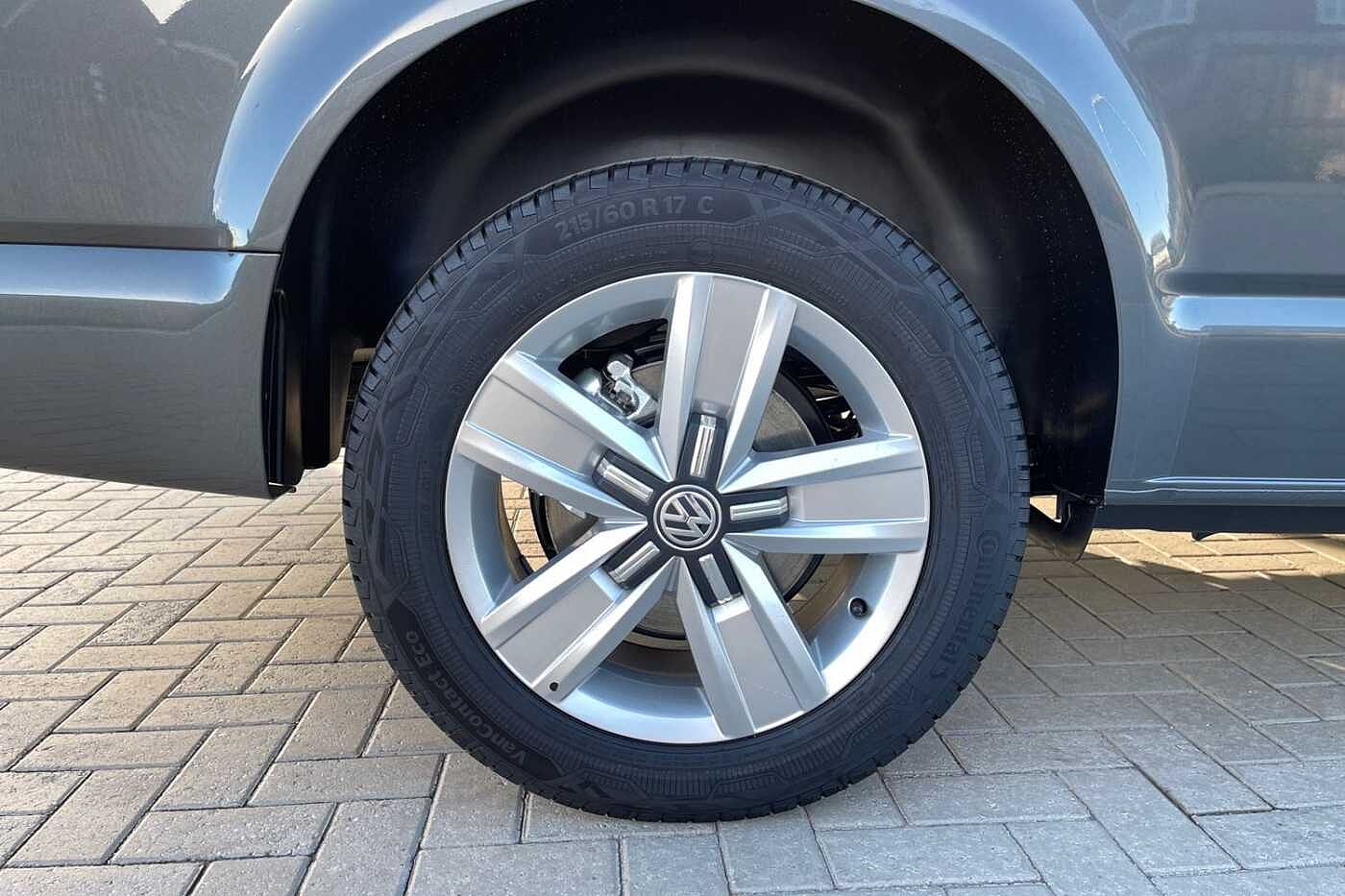 Volkswagen Transporter Kombi 2.0TDI 150 T32 Highline BMT LWB