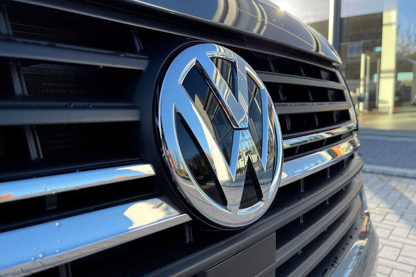 Volkswagen Transporter Kombi 2.0TDI 150 T32 Highline BMT LWB