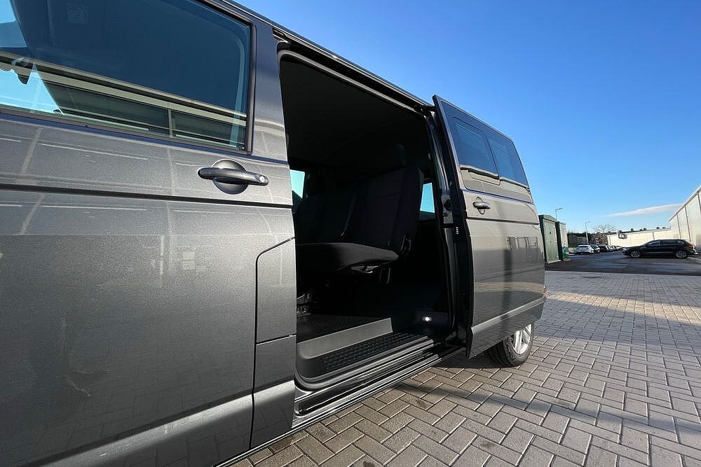 Volkswagen Transporter Kombi 2.0TDI 150 T32 Highline BMT LWB