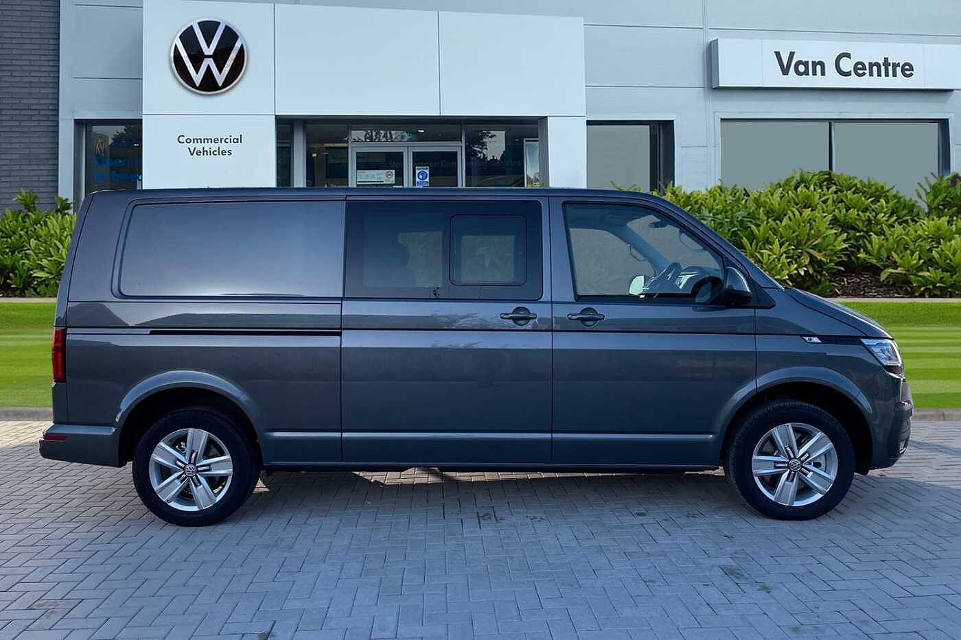 Volkswagen Transporter Kombi 2.0TDI 150 T32 Highline BMT LWB