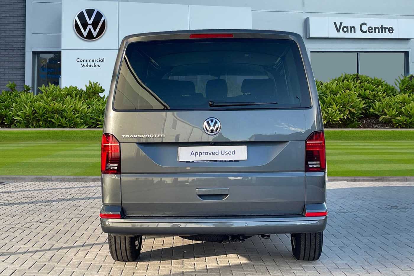 Volkswagen Transporter Kombi 2.0TDI 150 T32 Highline BMT LWB