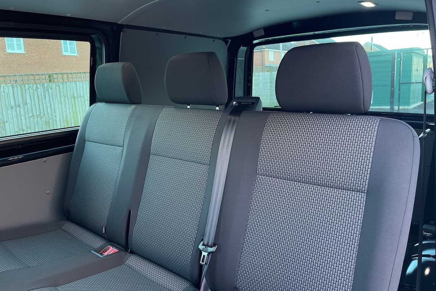 Volkswagen Transporter Kombi 2.0TDI 150 T32 Highline BMT SWB