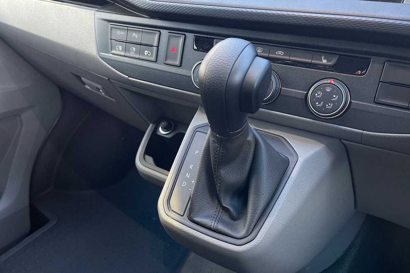 Volkswagen Transporter Kombi 2.0TDI 150 T32 Highline BMT SWB