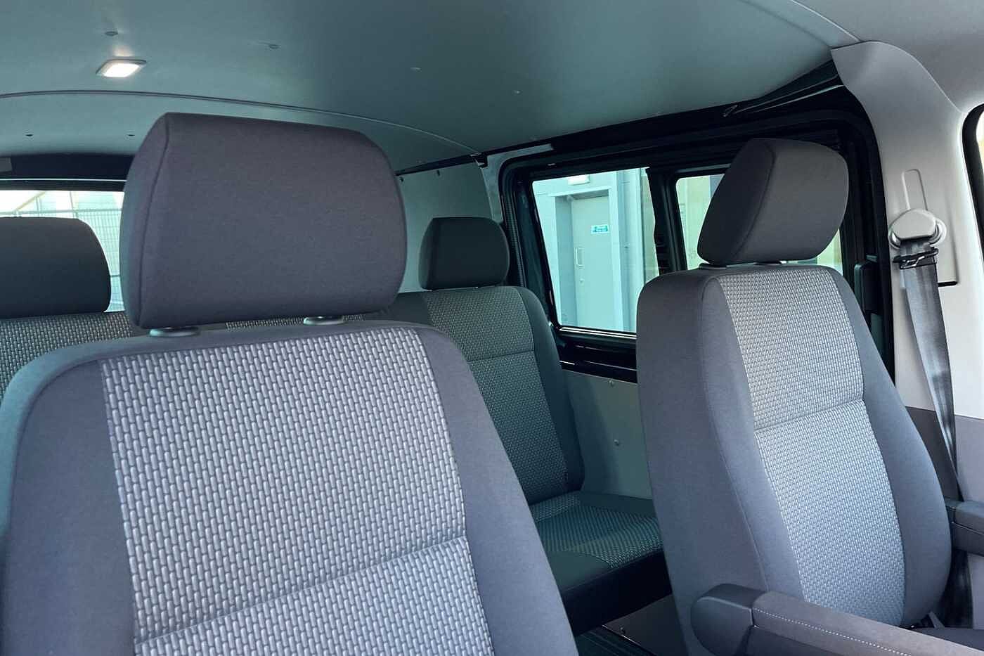 Volkswagen Transporter Kombi 2.0TDI 150 T32 Highline BMT SWB