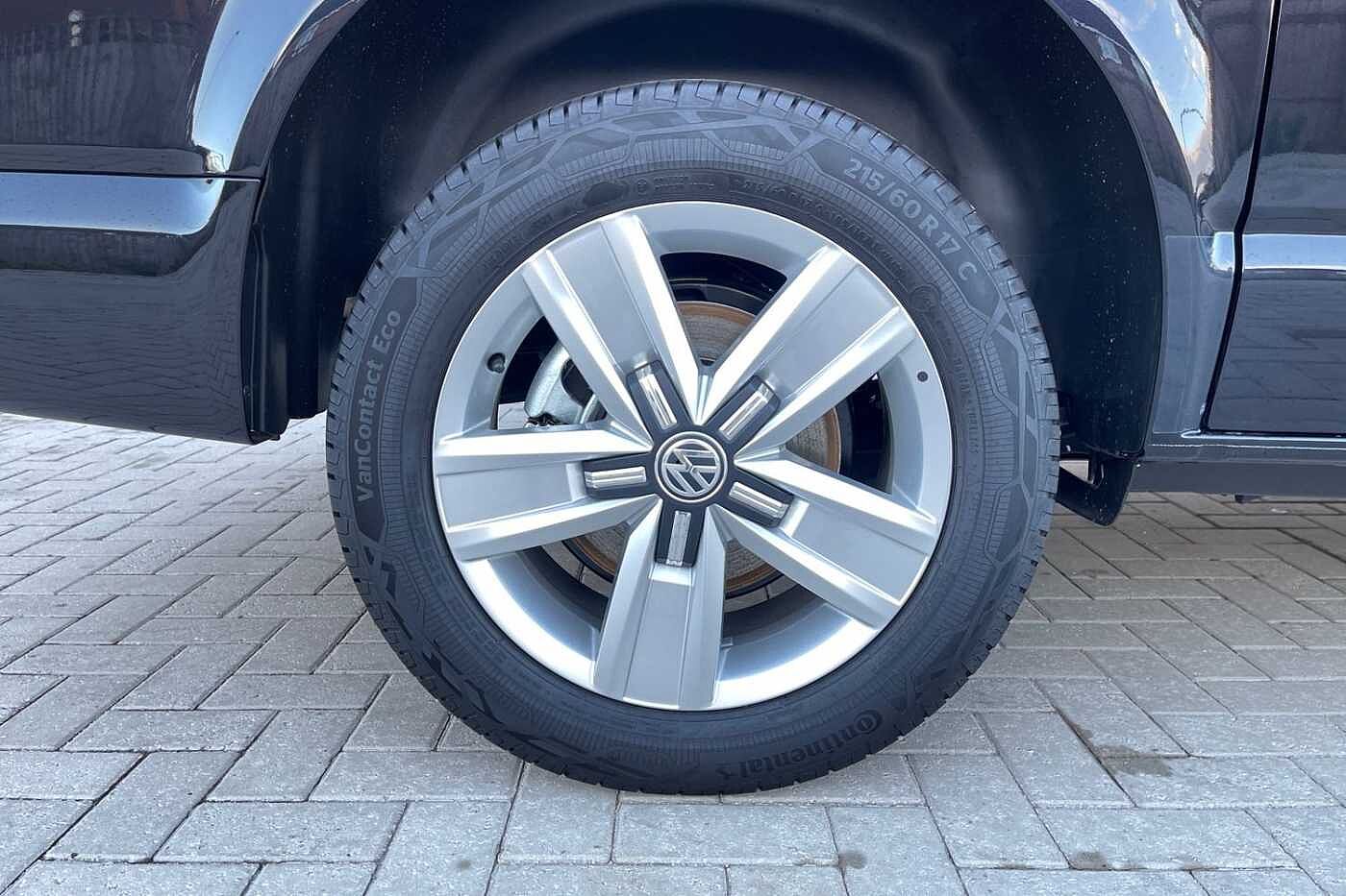 Volkswagen Transporter Kombi 2.0TDI 150 T32 Highline BMT SWB