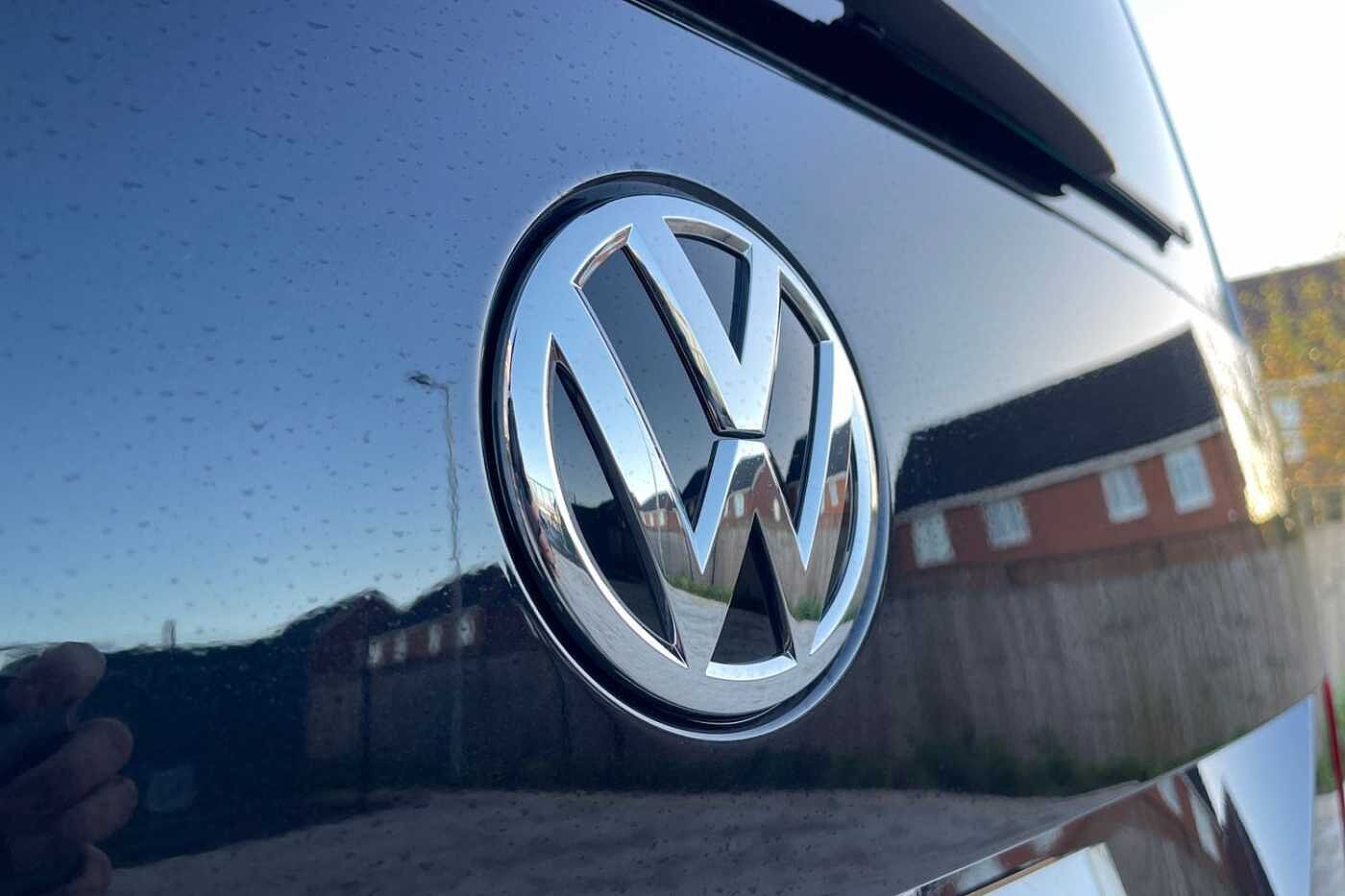 Volkswagen Transporter Kombi 2.0TDI 150 T32 Highline BMT SWB