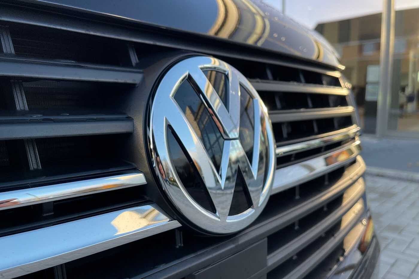 Volkswagen Transporter Kombi 2.0TDI 150 T32 Highline BMT SWB