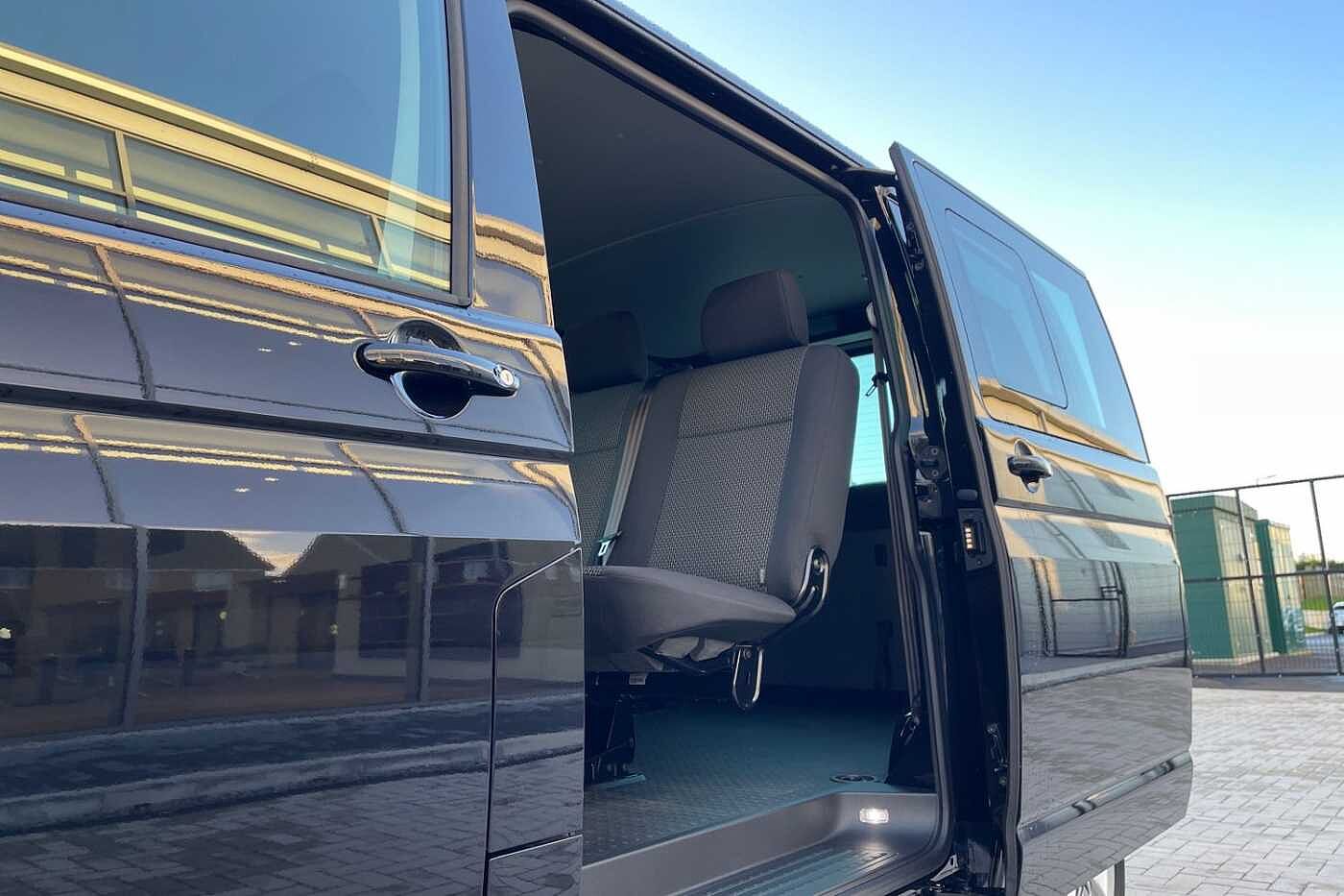 Volkswagen Transporter Kombi 2.0TDI 150 T32 Highline BMT SWB
